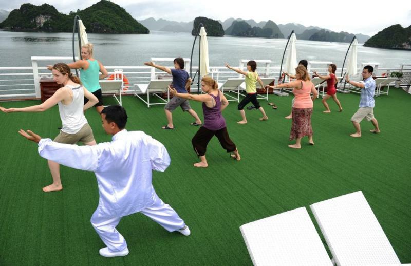 Alisa Cruise Halong Otel Ha Long Dış mekan fotoğraf