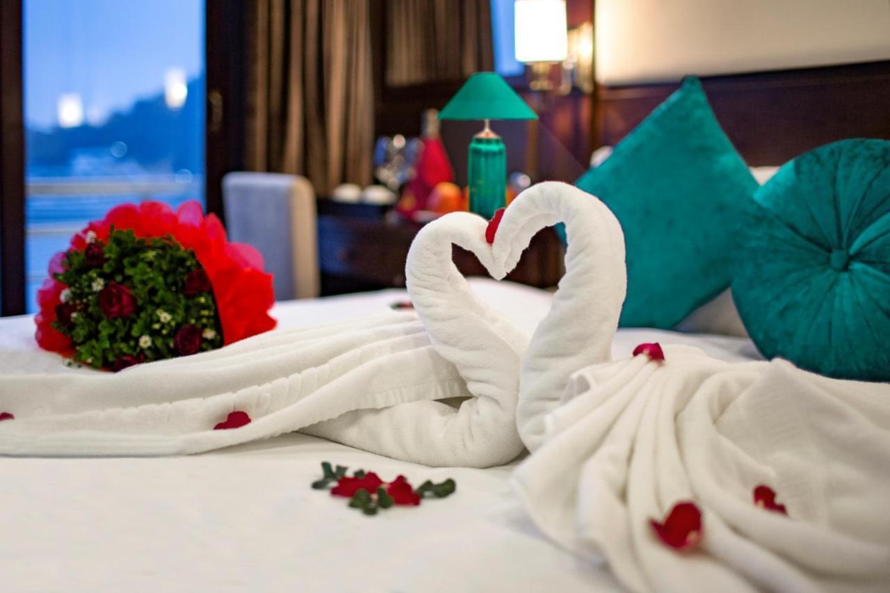 Alisa Cruise Halong Otel Ha Long Dış mekan fotoğraf