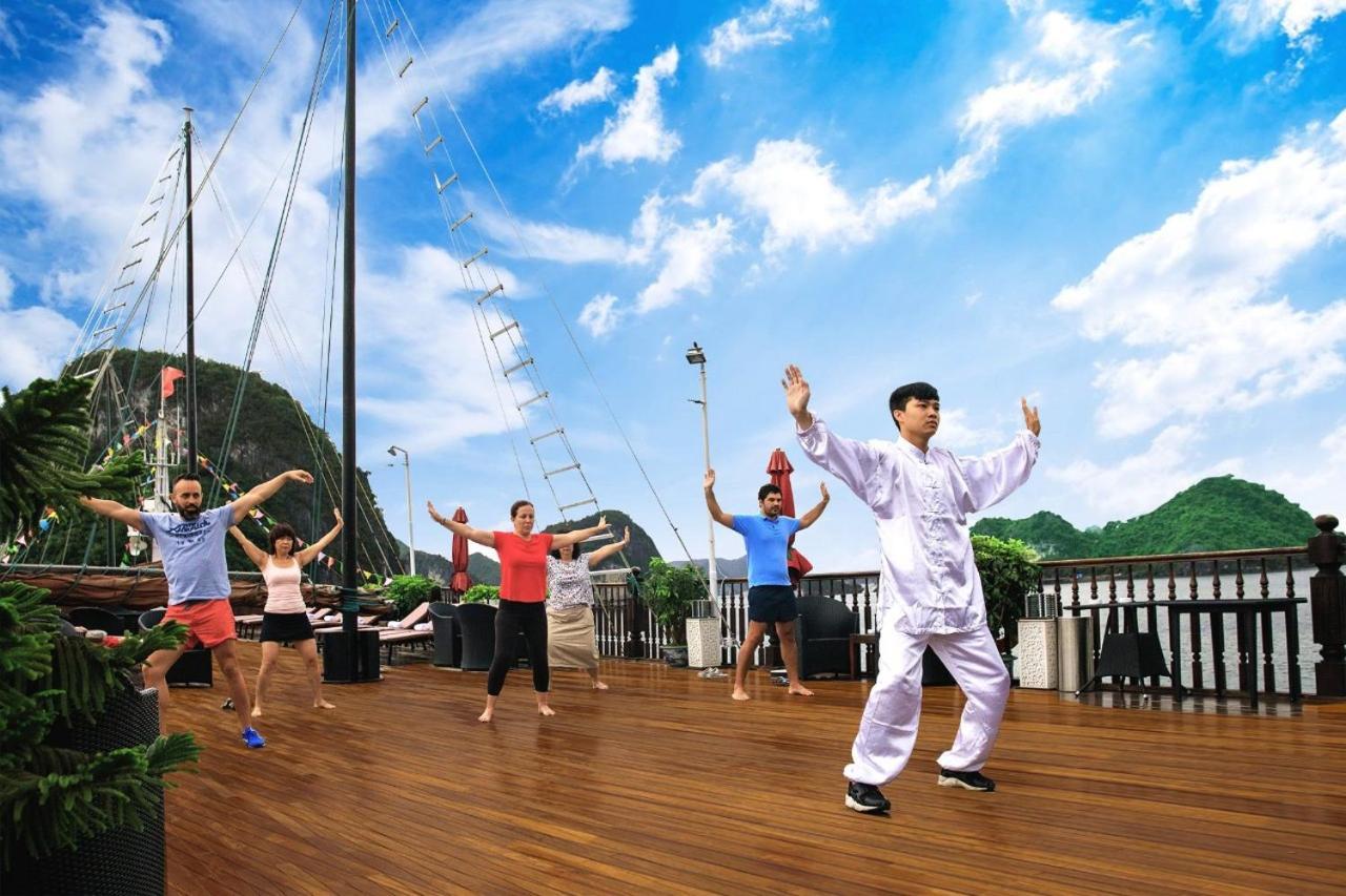 Alisa Cruise Halong Otel Ha Long Dış mekan fotoğraf